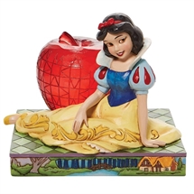 Disney Traditions - Snow White with Applere